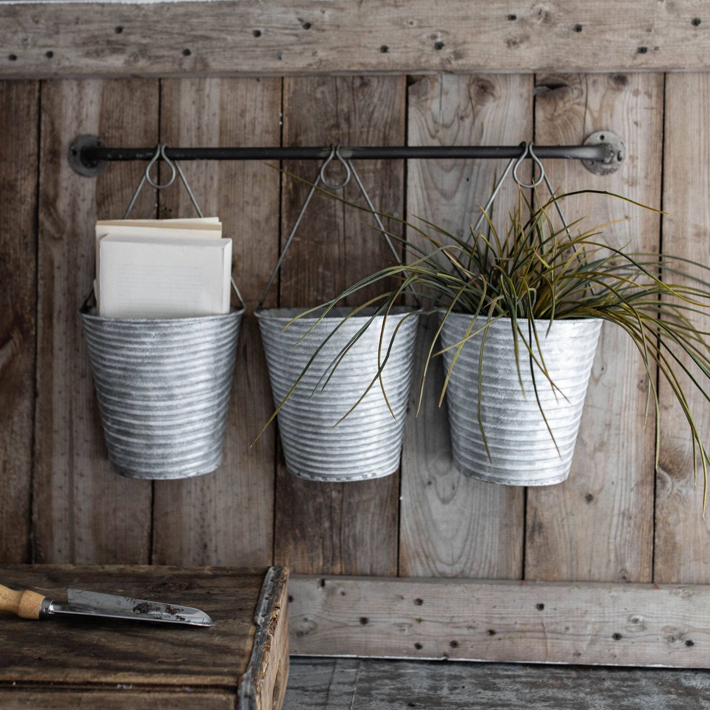 Dixie 3 Pot Wall Planter