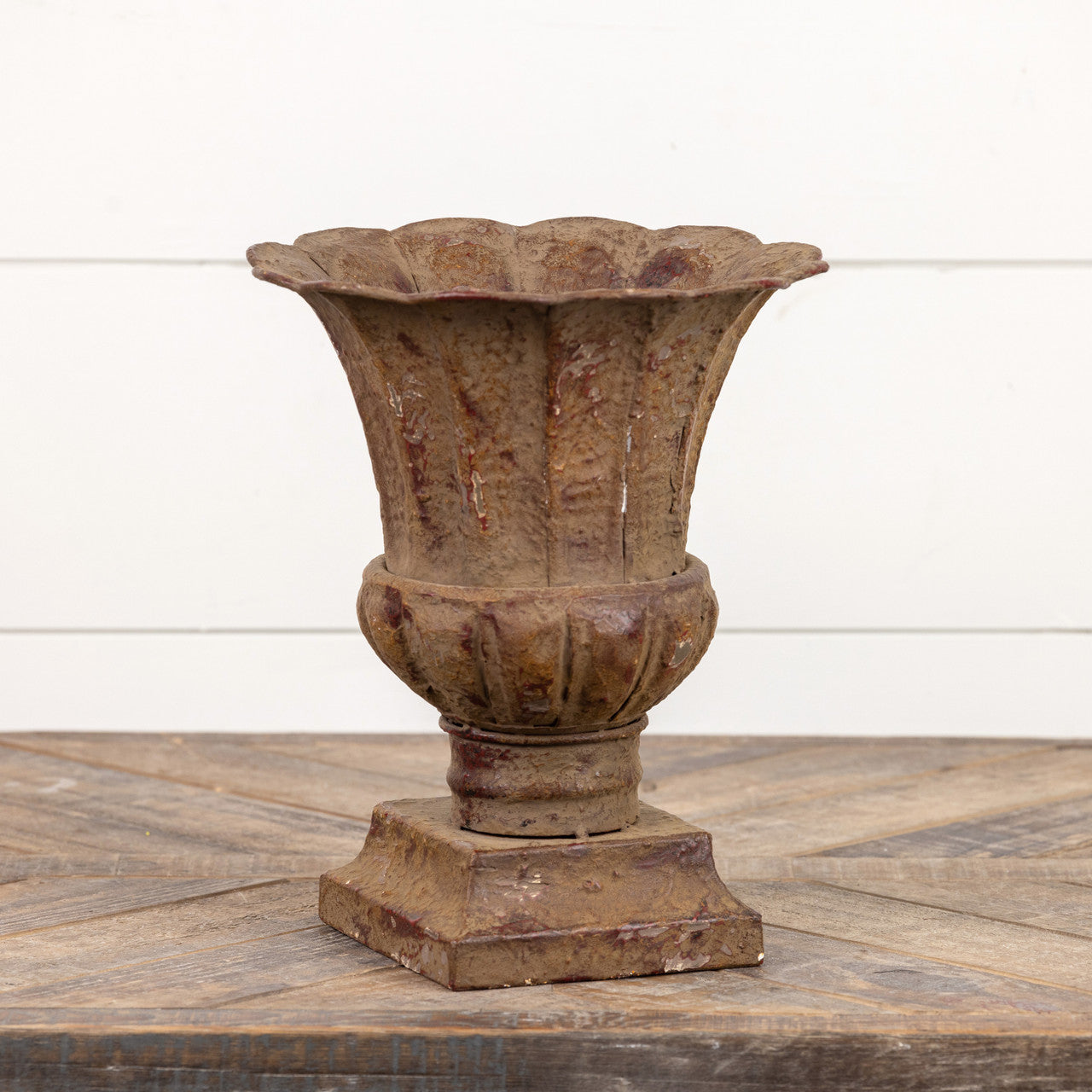 Aged Urn | Red & Brown