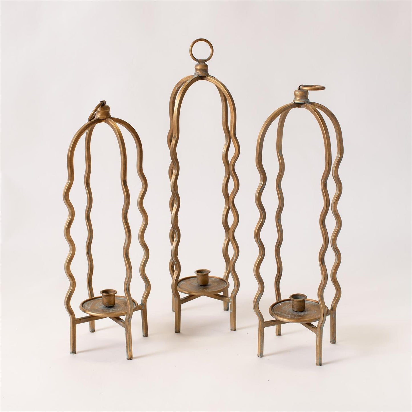 Wavy Cage Gold Candle Holder