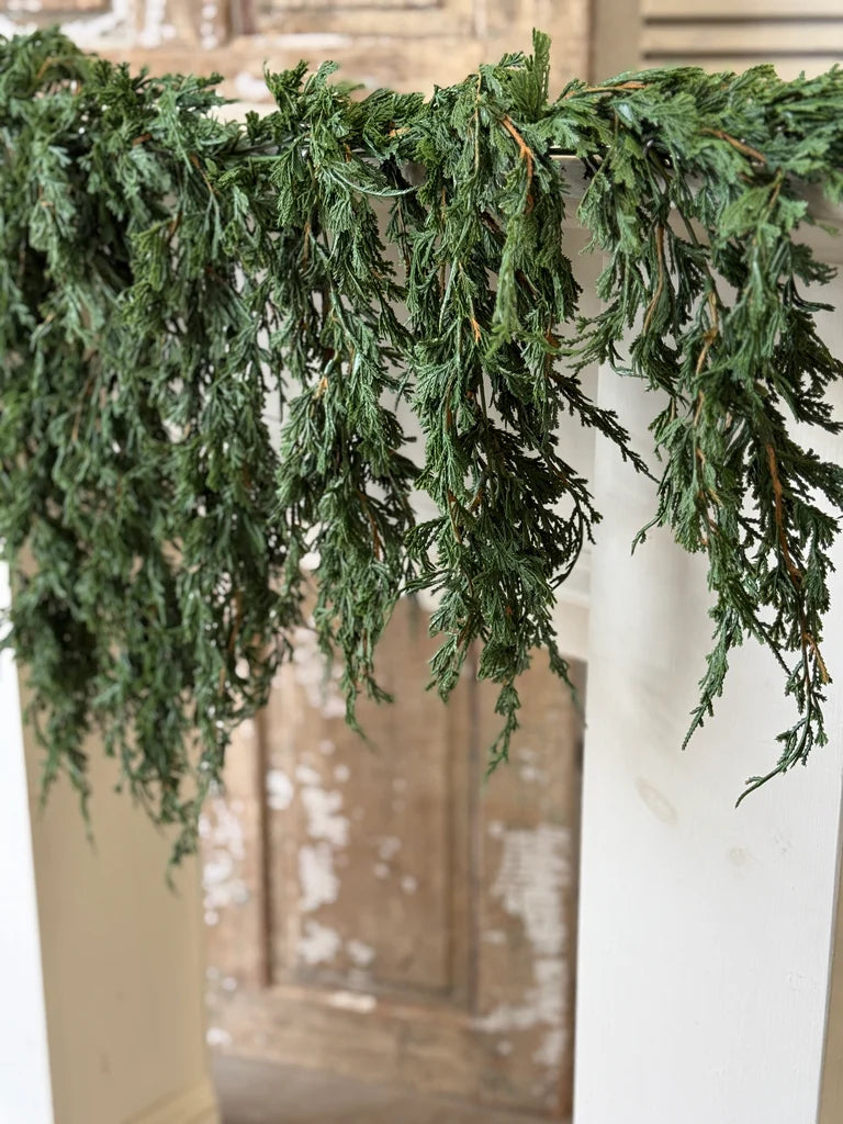 Emerald Falls Weeping Garland | 6'