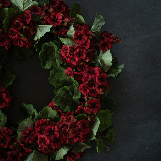 Red Geranium Wreath | 22"