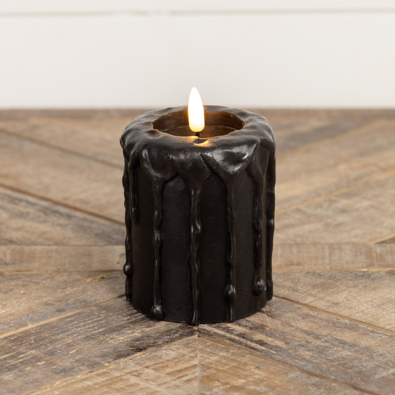 Moving Flame Black Pillar Candle