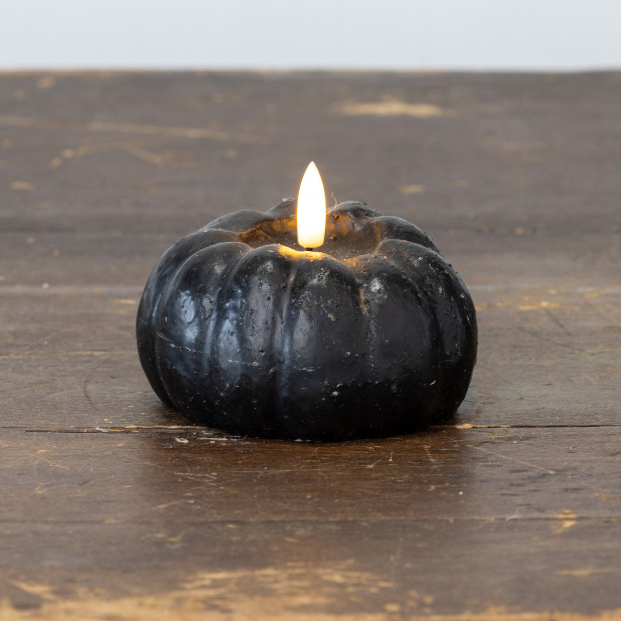 Black 3D Flame Short Pumpkin Candle | 3"