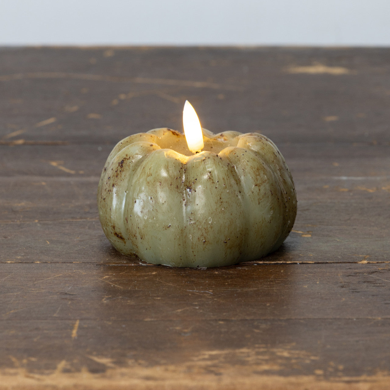 Green 3D Flame Short Pumpkin Candle | 3"