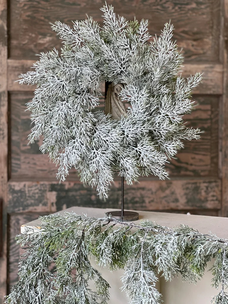 Fairisle Cedar Wreath | 16"