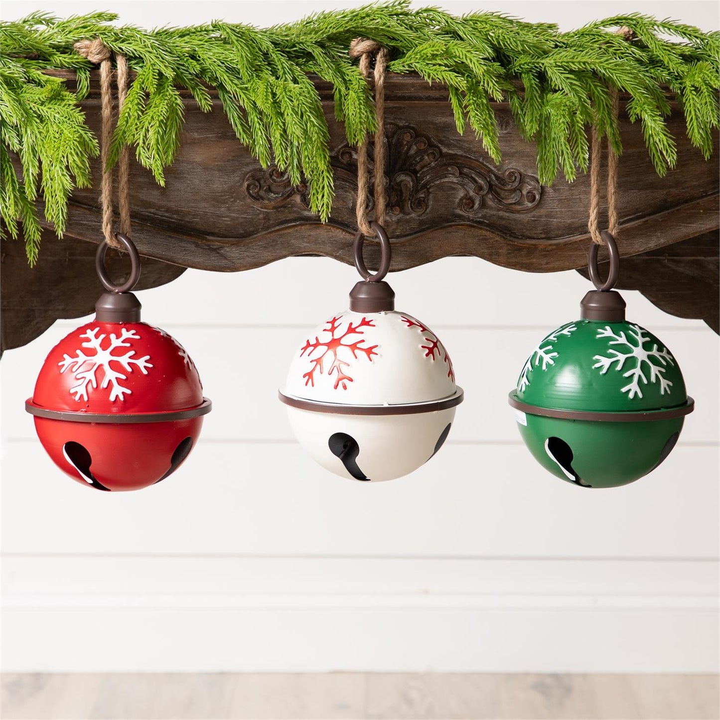 Metal Bells | Red, Green, White