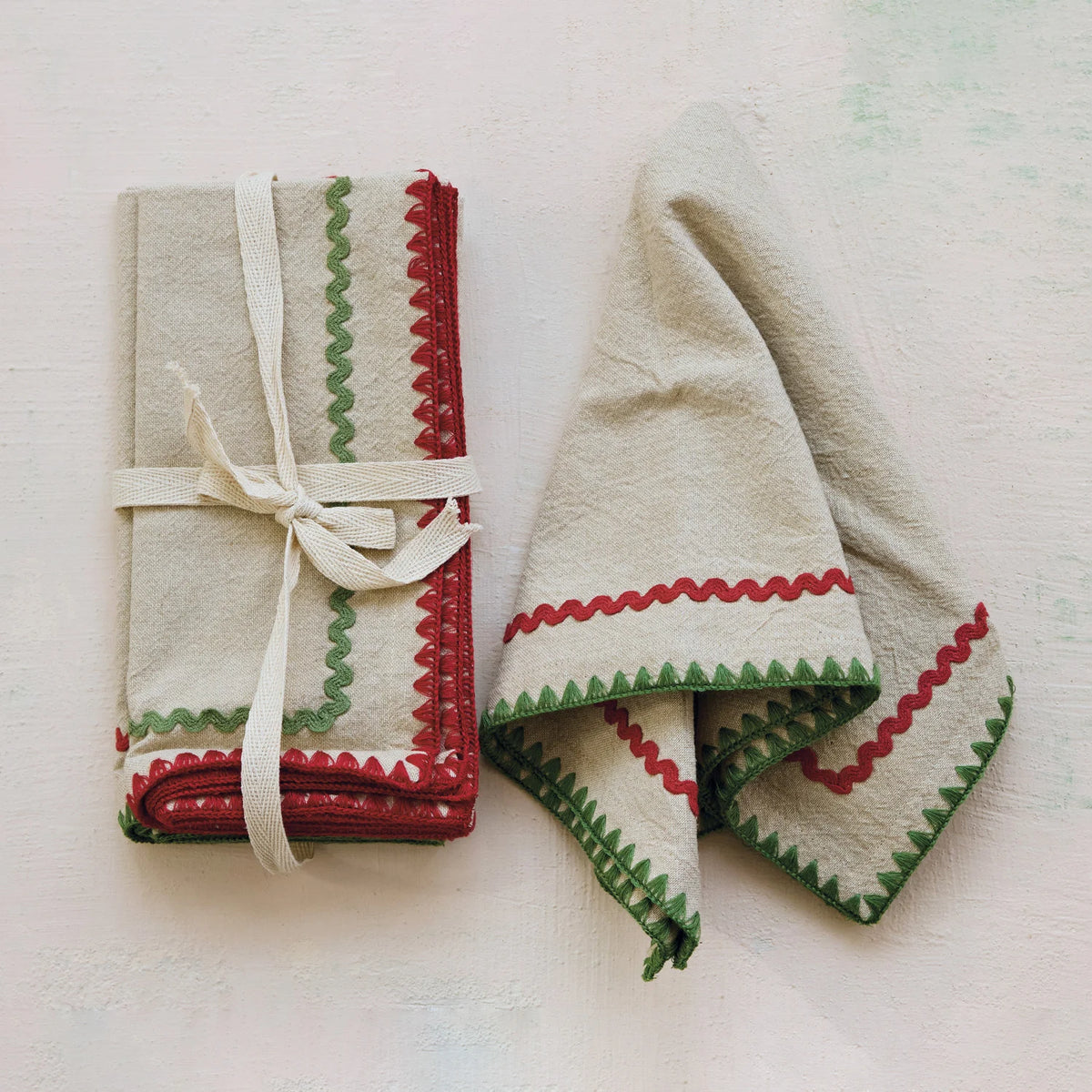 Woven Cotton Napkins w Stitched Edge & Ric Rac Trim (Set of 4)